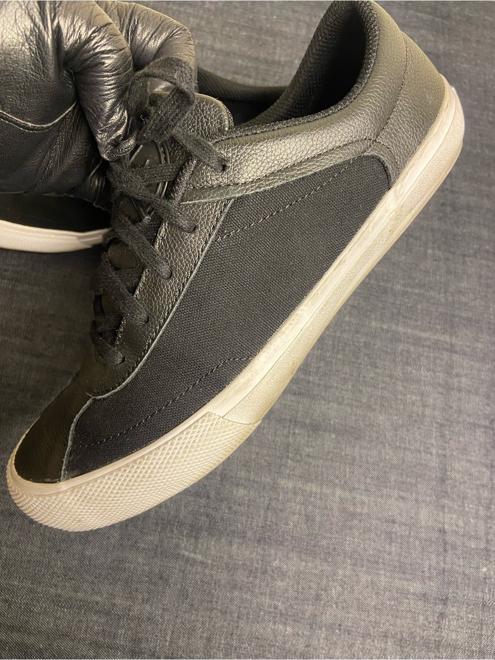 Alexander McQueen Woman Sneakers - Picture 3 of 10